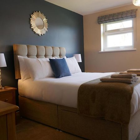 2 Bedroom House Walking Distance To City Centre With Free Parking York Buitenkant foto