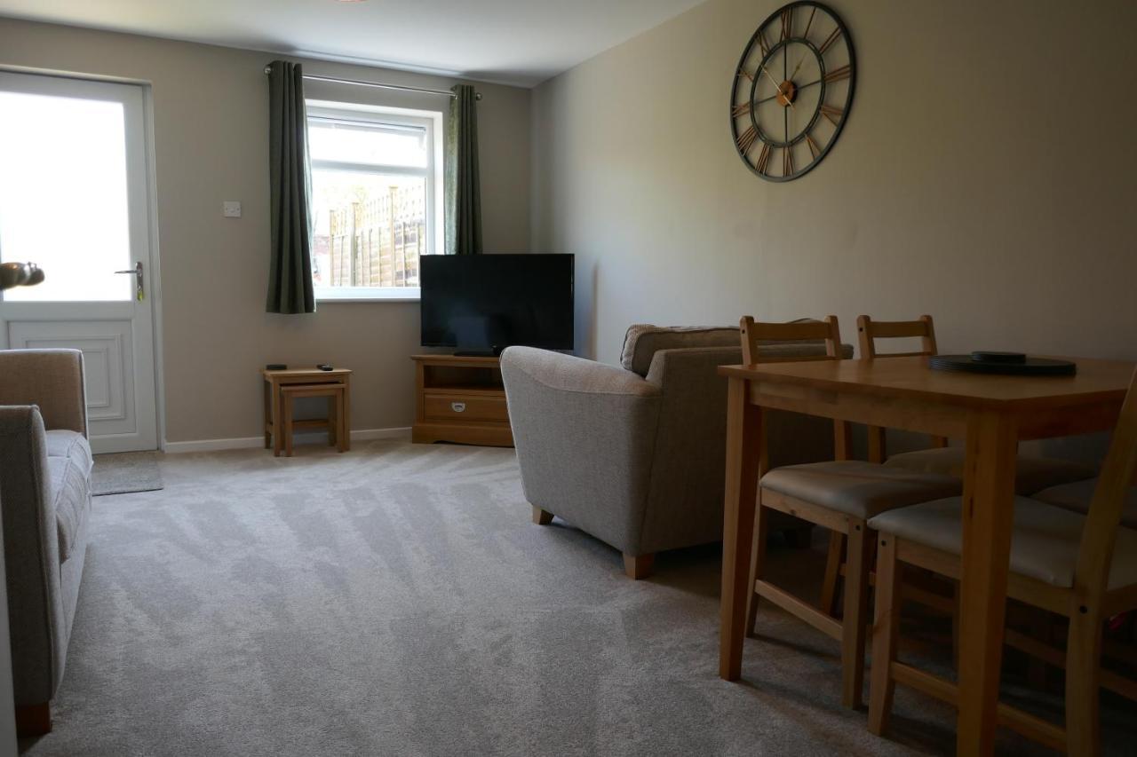 2 Bedroom House Walking Distance To City Centre With Free Parking York Buitenkant foto