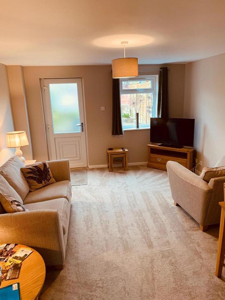 2 Bedroom House Walking Distance To City Centre With Free Parking York Buitenkant foto
