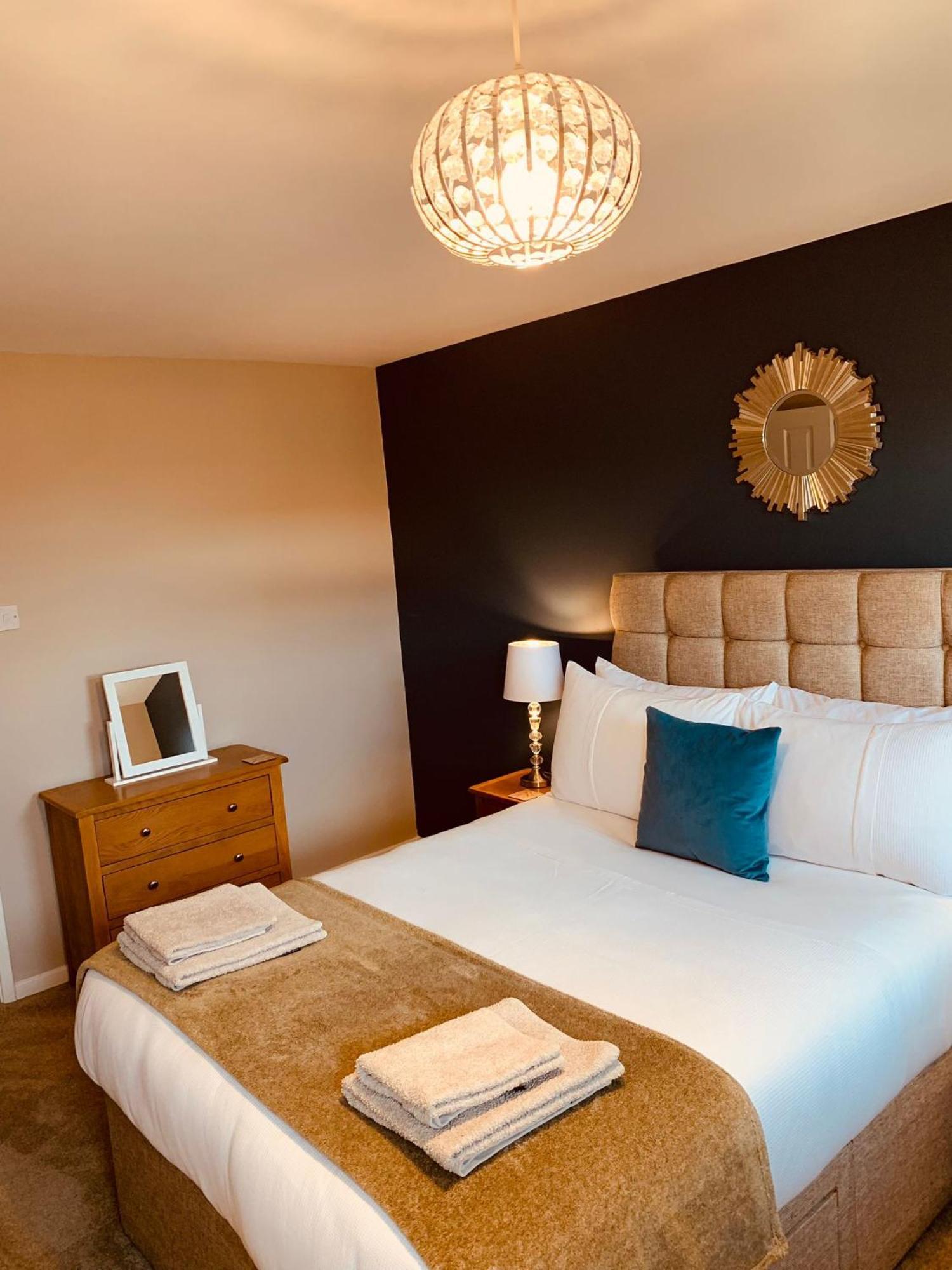 2 Bedroom House Walking Distance To City Centre With Free Parking York Buitenkant foto